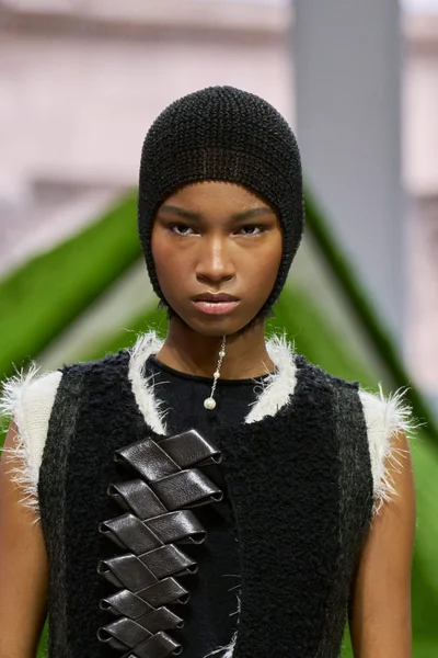 Look 122